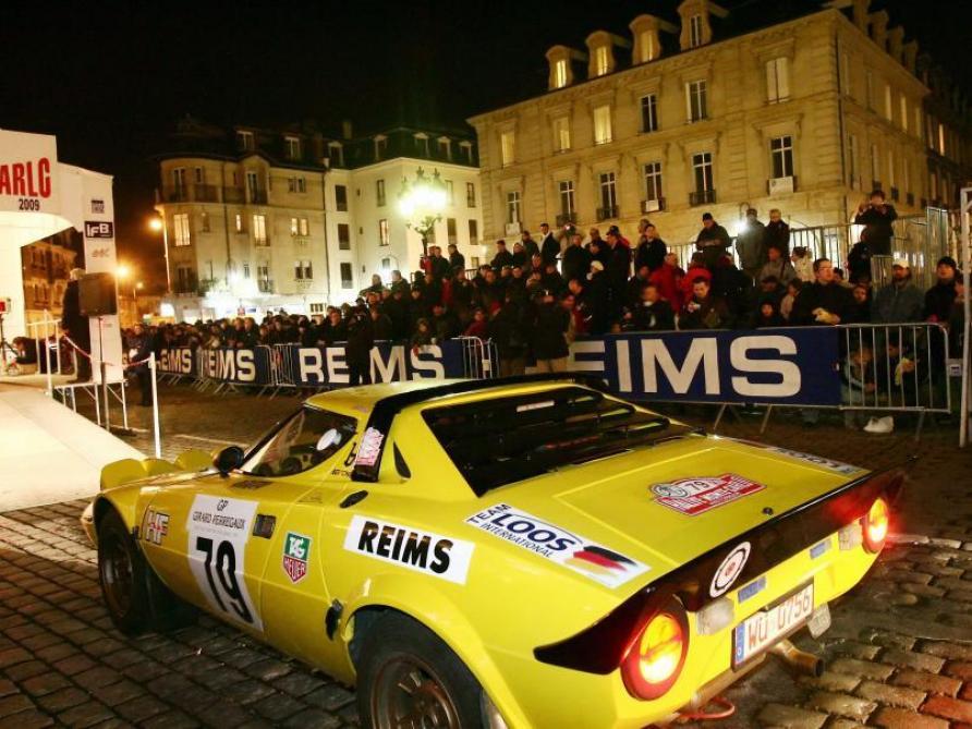 Exit le parvis de la mairie cette année, les bolides s’élanceront de la cathédrale.