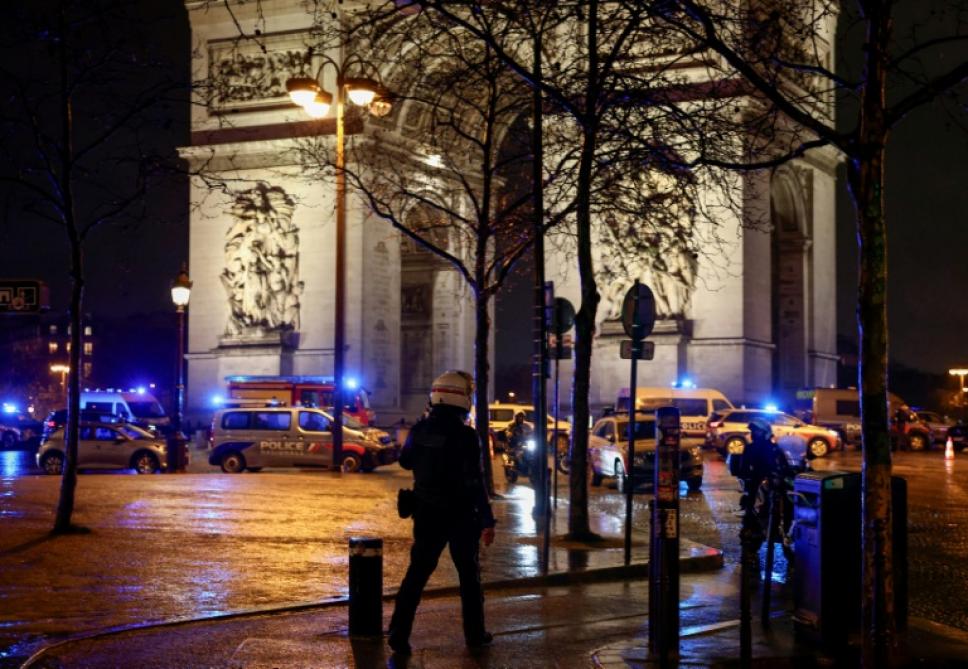 knife attack under the Arc de Triomphe, anti-terrorism prosecution seized