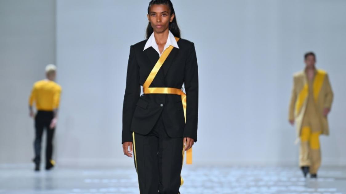 Helmut Lang en taxi ambiance ranch chez Ralph Lauren pour lancer