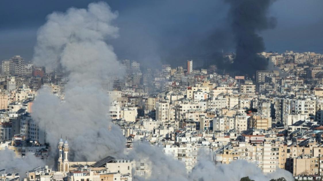 Israël lance une nouvelle vague de frappes contre l'Iran, les Etats-Unis revendiquent près de "2.000 cibles" touchées