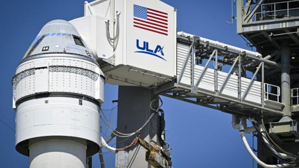 La fusée de ULA Atlas V avec le vaisseau Starliner à son sommet, avant sa première mission avec des astronautes à bord, le 31 mai à Cap Canaveral en Floride
