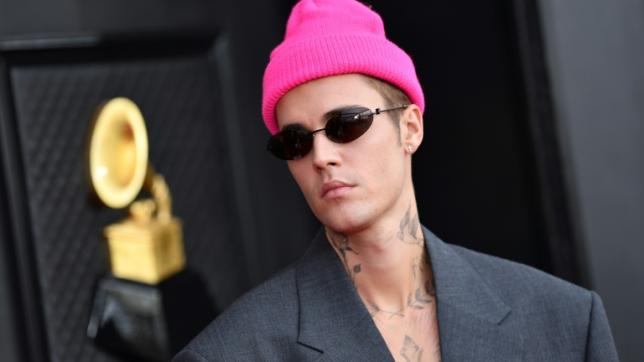 Le chanteur canadien Justin Bieber, le 3 avril 2022 à Las Vegas, à la 64e cérémonie des Grammy Awards