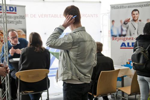 C Est Le Moment De Trouver Son Job D Ete Pour Les Lyceens Et Les Etudiants