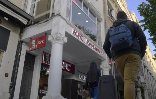 Reims Un Individu Entre Arme Au Kfc 6 Mois De Prison Ferme