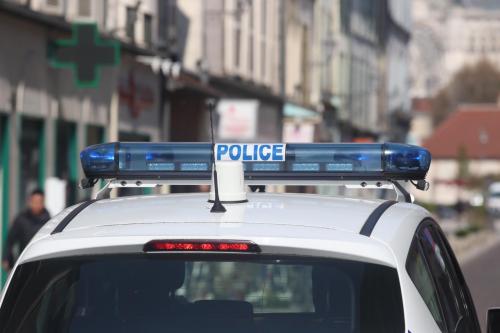Une voiture explose à Noisy-le-Grand, sans faire de victime mais détruisant un Mc Donald’s - L'Union