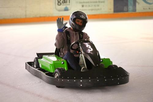 Video On A Teste Pour Vous Le Karting Sur Glace A Chalons