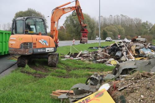 À Laon, les déchets non amiantés en cours de déblaiement - L'Union