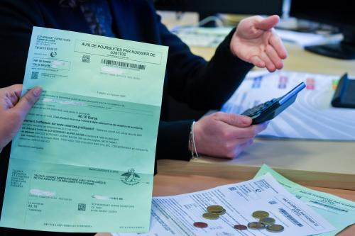 Charleville Mezieres Un Huissier Aux Trousses Pour Payer Vos