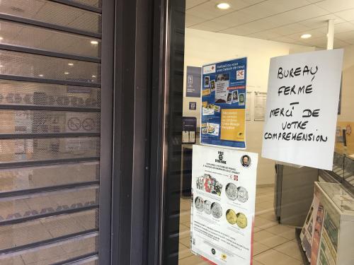 A Reims La Poste Ferme Plusieurs Bureaux