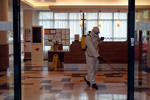 Coronavirus En Espagne Des Cadavres Decouverts Dans Des
