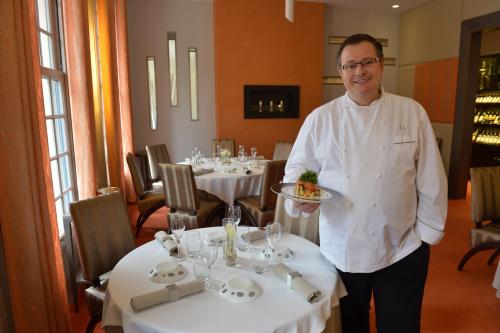 A Reims Le Restaurant Etoile Le Foch Va Mettre En Place Un Service De Vente A Emporter Pour Se Relancer