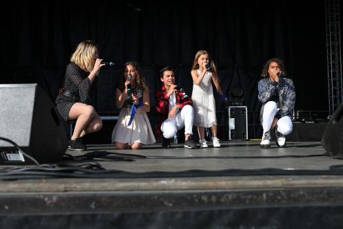 Kids United En Concert A Troyes En 2021 Son nom de famille ? kids united en concert a troyes en 2021