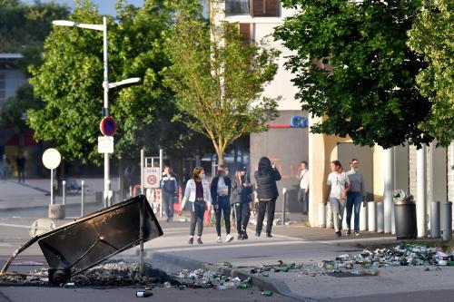 Violences A Dijon Les Policiers Aubois Avaient Prevenu Qu Une Action De La Communaute Tchetchene Se Preparait