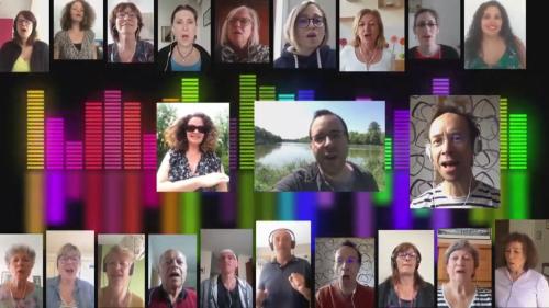 A Reims Des Choristes Ont Chante Ensemble Mais A Distance