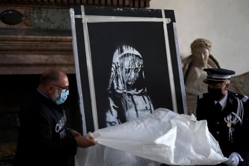 L Italie A Restitue A La France Le Banksy Vole Au Bataclan