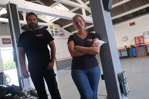 Reparez Vous Meme Votre Auto Au Self Garage De Courmelles