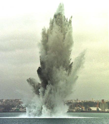 Une Bombe De Pres D Une Tonne Explose Ce Mardi A Brest