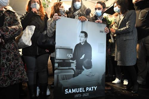 Plainte d’un parent d’élève : ce que Samuel Paty a dit ...