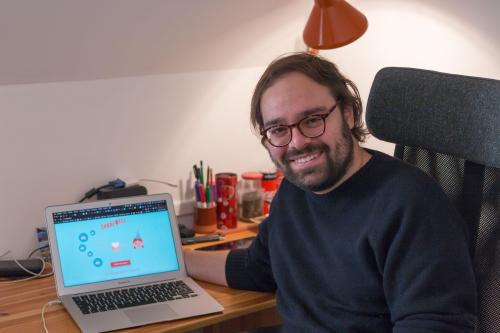 Un Soissonnais Propose De Faire Des Cartes De Vœux Gratuites Et Personnalisees Un Soissonnais Propose De Faire Des Cartes De Vœux Gratuites Et Personnalisees