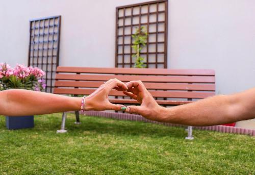 Le Banc Des Amoureux De Reims Inspire Une Chanson