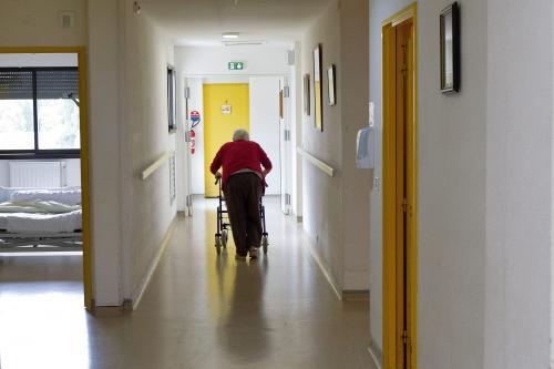 A Reims Plus De 80 Cas De Covid Dans Un Ehpad