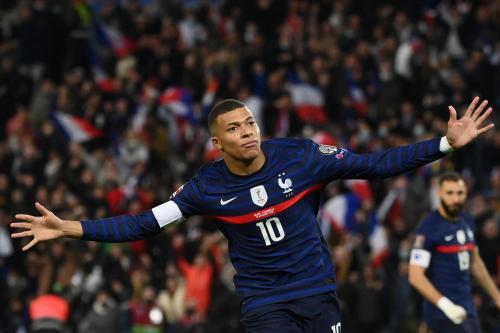 Football. L&rsquo;&eacute;quipe de France se qualifie pour le Mondial-2022 en d&eacute;molissant le Kazakhstan