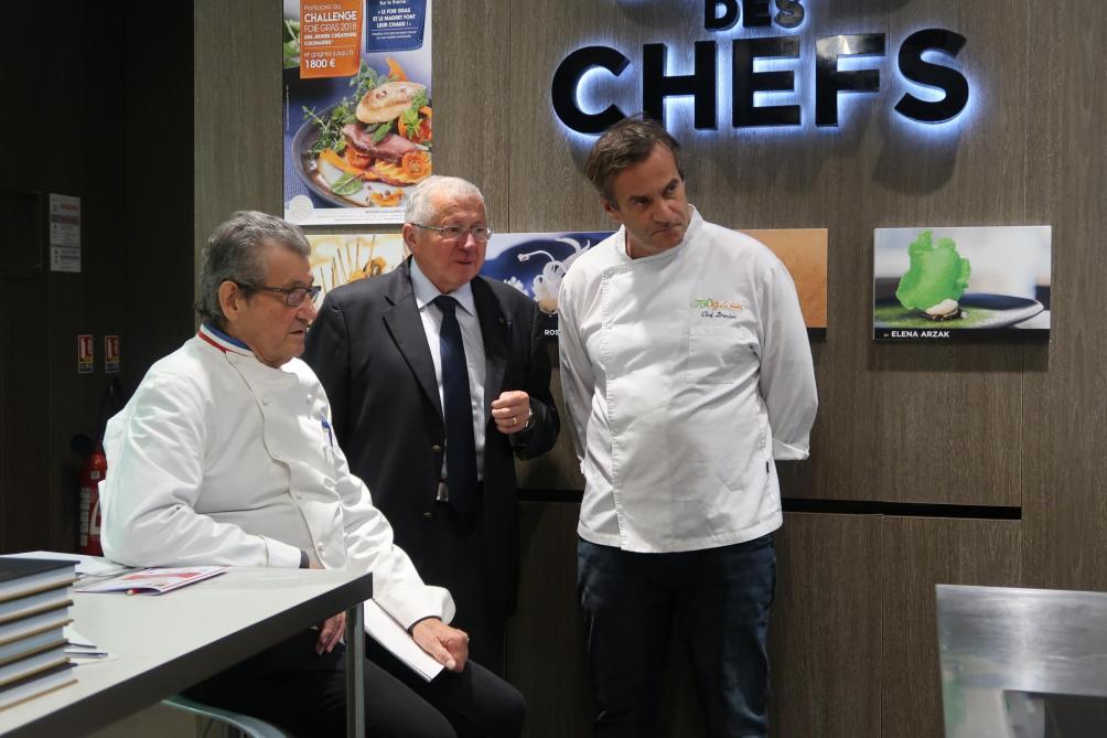 Une Journée Avec Chef Damien Le Célèbre Cuisinier Soissonnais Lors Du Concours Sur Le Foie Gras Il Retrouve Notamment Jean Ancien Chef