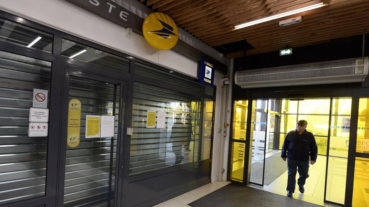 Laon Le Bureau De Poste Ferme Carrefour Prend Le Relais
