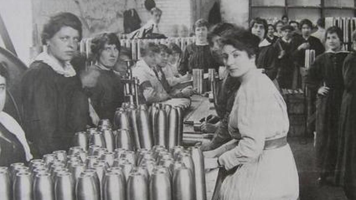 Les Femmes Au CÅ