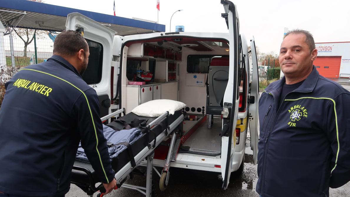 L Ambulancier Ajr De Laon Inquiet Face A L Avenir