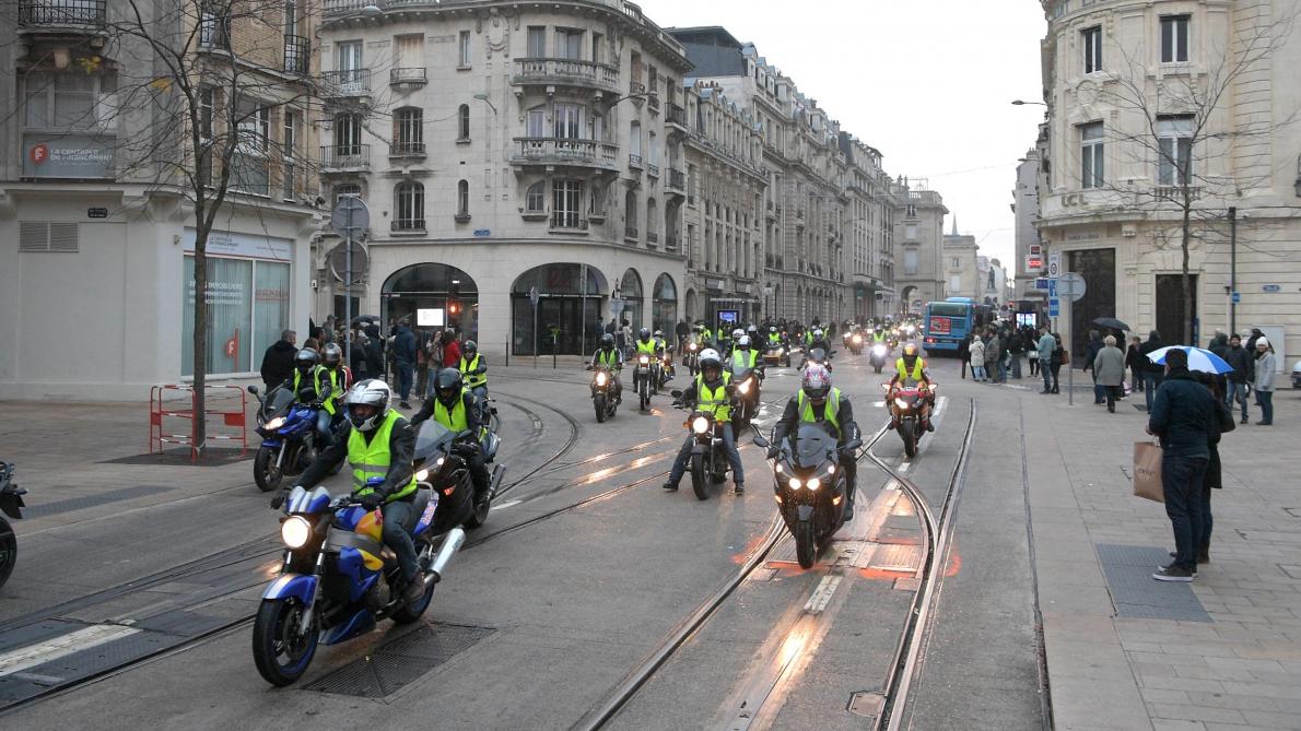 Les Actions Des Gilets Jaunes Le Week End Des 24 Et 25
