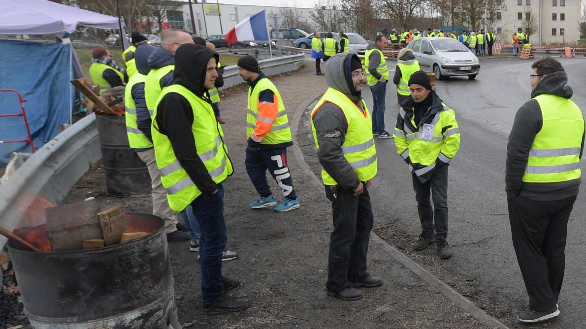 Les Actions Des Gilets Jaunes Le Week End Des 24 Et 25
