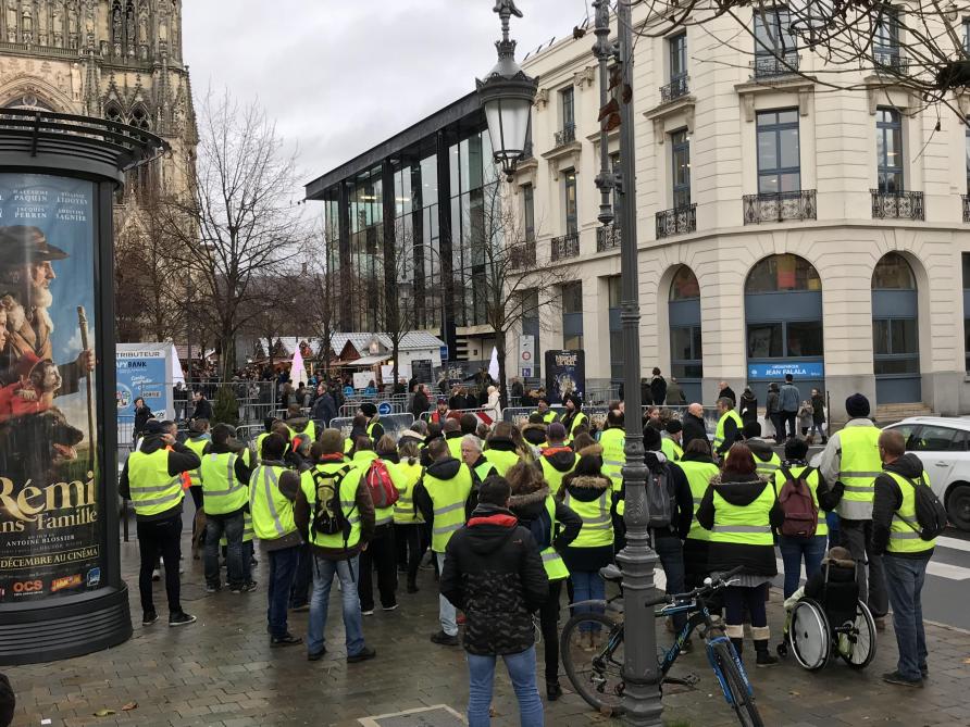 Les Gilets Jaunes Veulent Se Montrer A Reims Sans Faire Peur