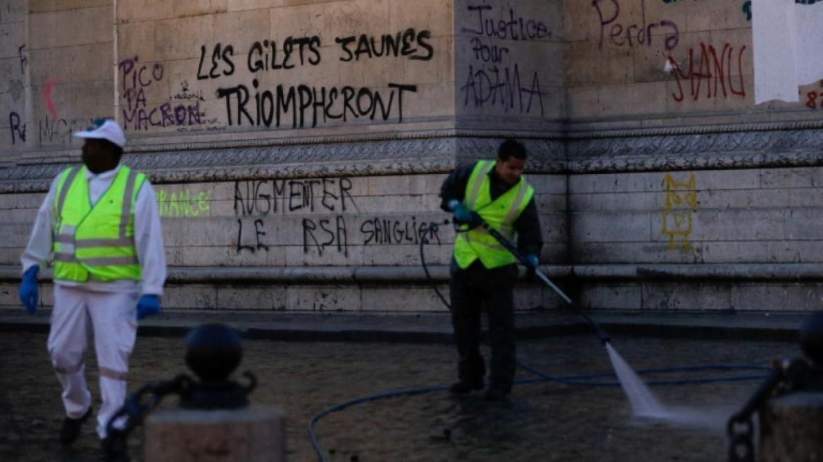 13 Personnes Mises En Examen Pour Avoir Saccagé Larc De