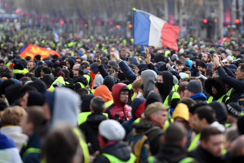 Gilets Jaunes Le Fil De Lacte Iv à Paris Et En Région