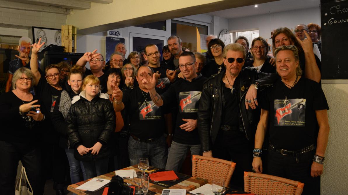 L Association 100 Fans De Johnny Hallyday Est Nee