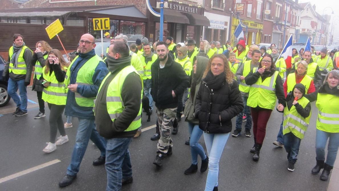 Chauny Défilé Dominical Des Gilets Jaunes