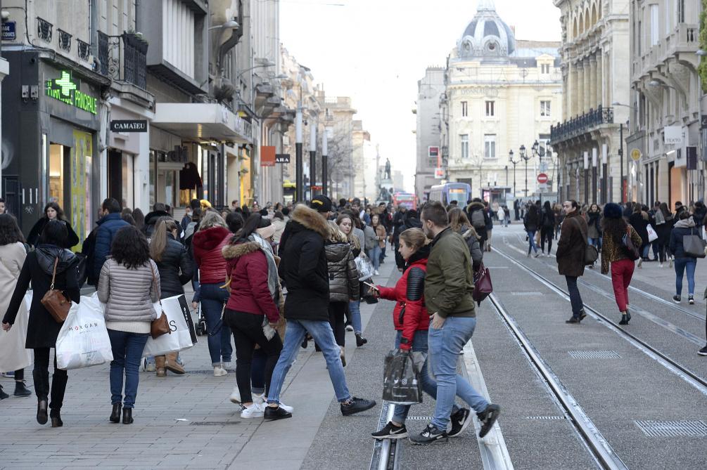 Demographie Le Nombre De Naissances Continue De Baisser En France
