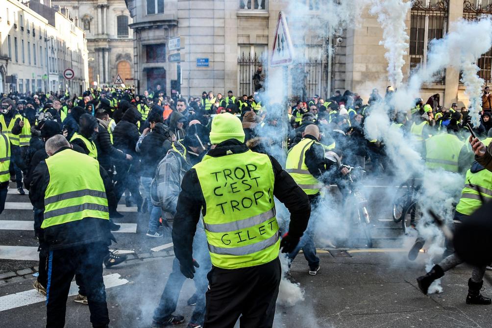 Acte 10 Des Gilets Jaunes 84 000 Manifestants Dans Toute