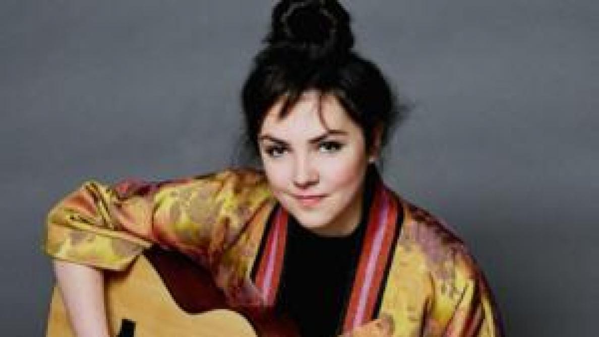 Hoshi en concert à Vitry-le-François, mais c'est complet