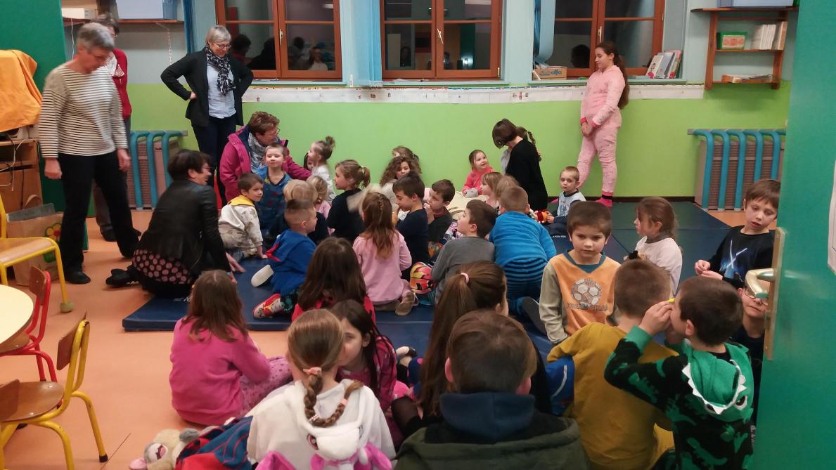 Une Soiree Pyjama A L Ecole De Cheminon Une Soiree Pyjama A L Ecole De Cheminon