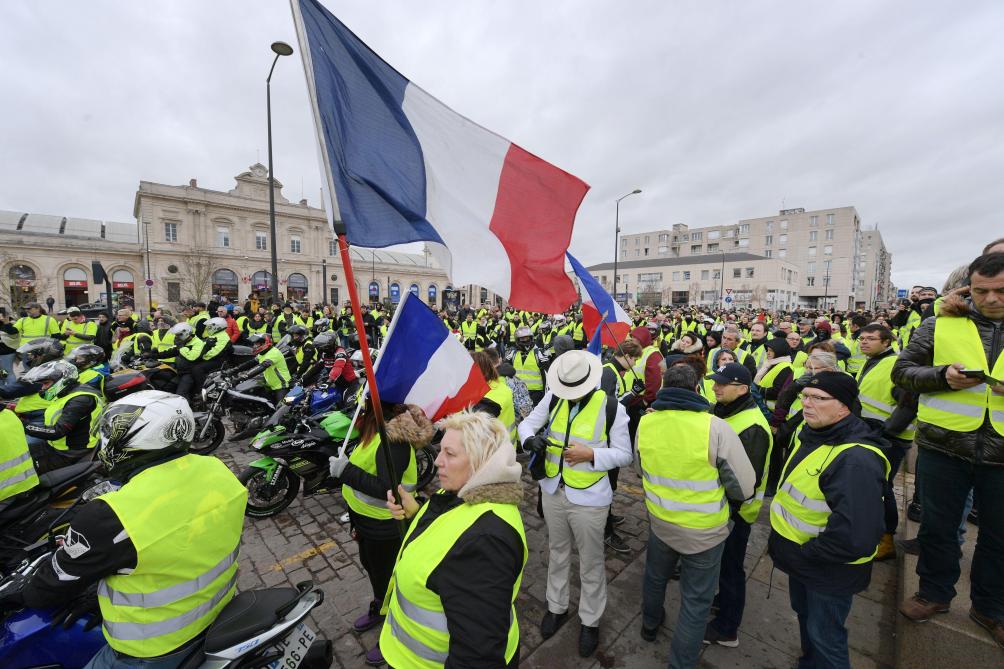 Gilets Jaunes Un Rassemblement De Masse Interrégional