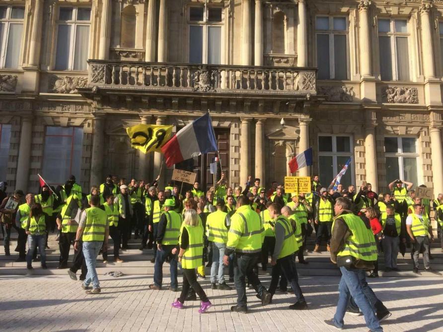 Gilets Jaunes La Voie Urbaine Est Désormais Débloquée
