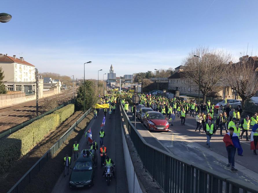 Un Demi Millier De Manifestants Pour Lacte Xv Des Gilets