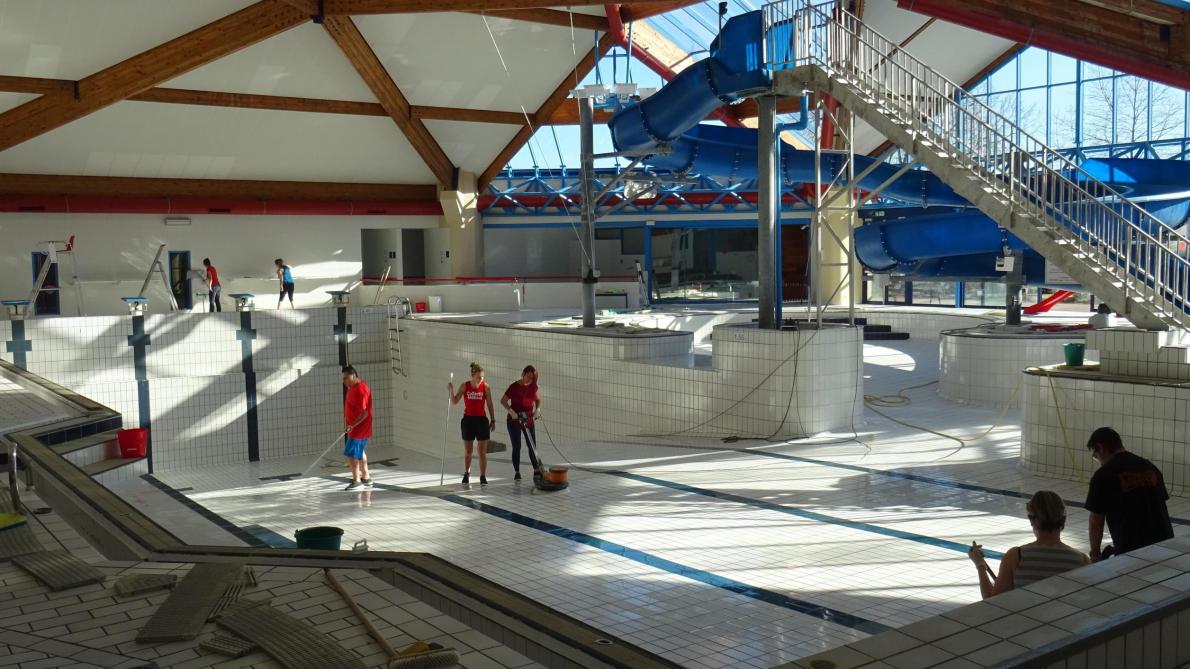 Piscine De Rocroi