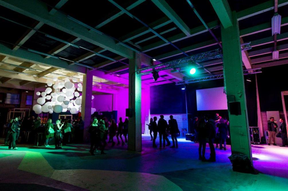 Soirée 100 caliente à Quartier libre à Reims vendredi soir! Soirée 100 caliente à Quartier libre à Reims vendredi soir!
