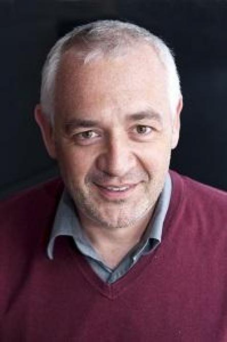 Alexandre Duval Journaliste Journalistes Assistants Techniciens Ils Font Votre Journal Au Quotidien