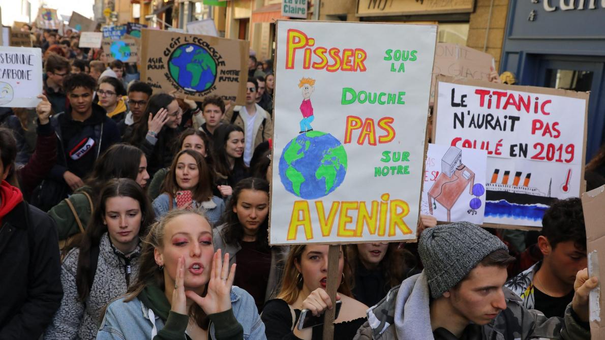 Grève mondiale pour le climat : une journée test pour la jeunesse Grève mondiale pour le climat : une journée test pour la jeunesse