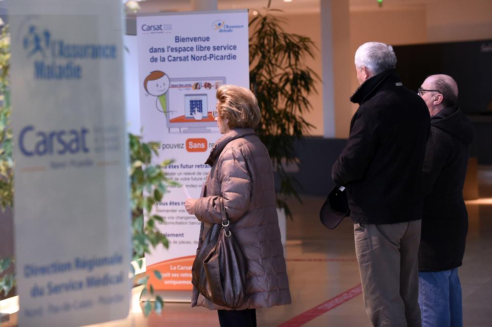Edouard Philippe Envisage De Reindexer Les Retraites Sur L