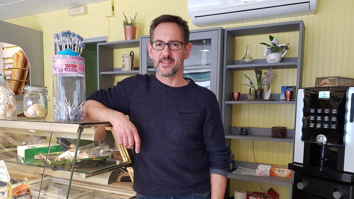 Vrigne Aux Bois Un Coin Salon De The Dansla Boulangerie Pleine D Idees